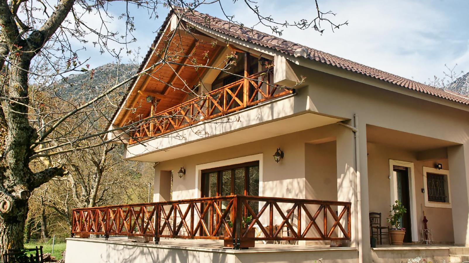 Chalet Coquelicot Kalavryta Exterior foto